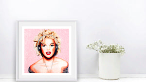 Marilyn Pink Diamond Dust